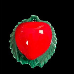 Vintage Apple Wall Pocket 3D Ceramic With Leaf Grandmacore Granny Chic.